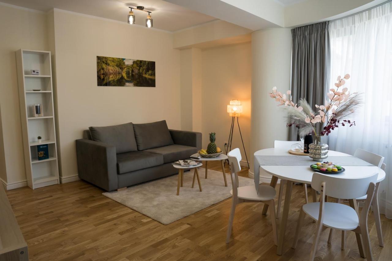 Azaleea Apartments 布加勒斯特 外观 照片