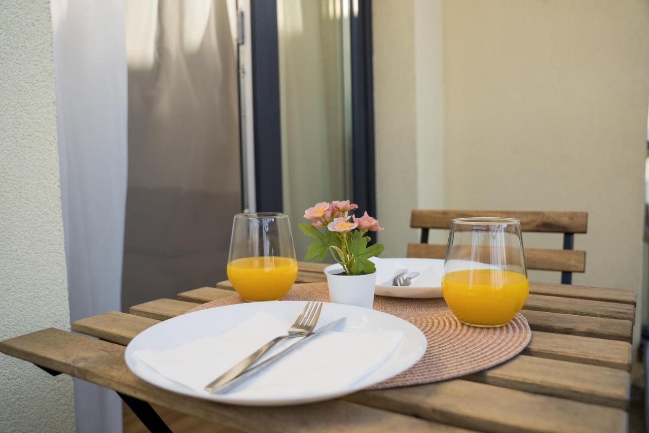 Azaleea Apartments 布加勒斯特 外观 照片